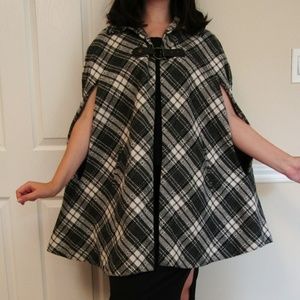 💥Sale💥Plaid cape